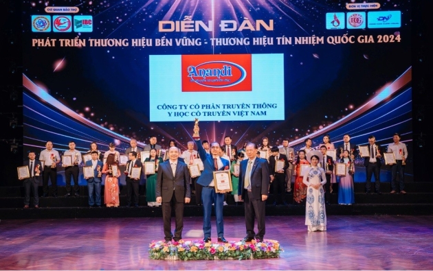 Thương hiệu Anandi vinh dự nhận cúp vàng Thương hiệu tín nhiệm Quốc gia năm 2024